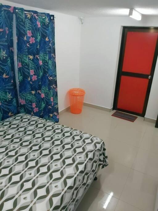 Barrett Accommodation Apartment Сува Экстерьер фото